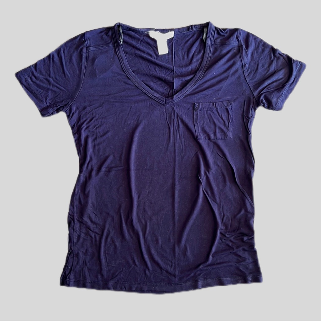 Forever 21 Tshirt  Navy Blue  Size Small  With Pocket